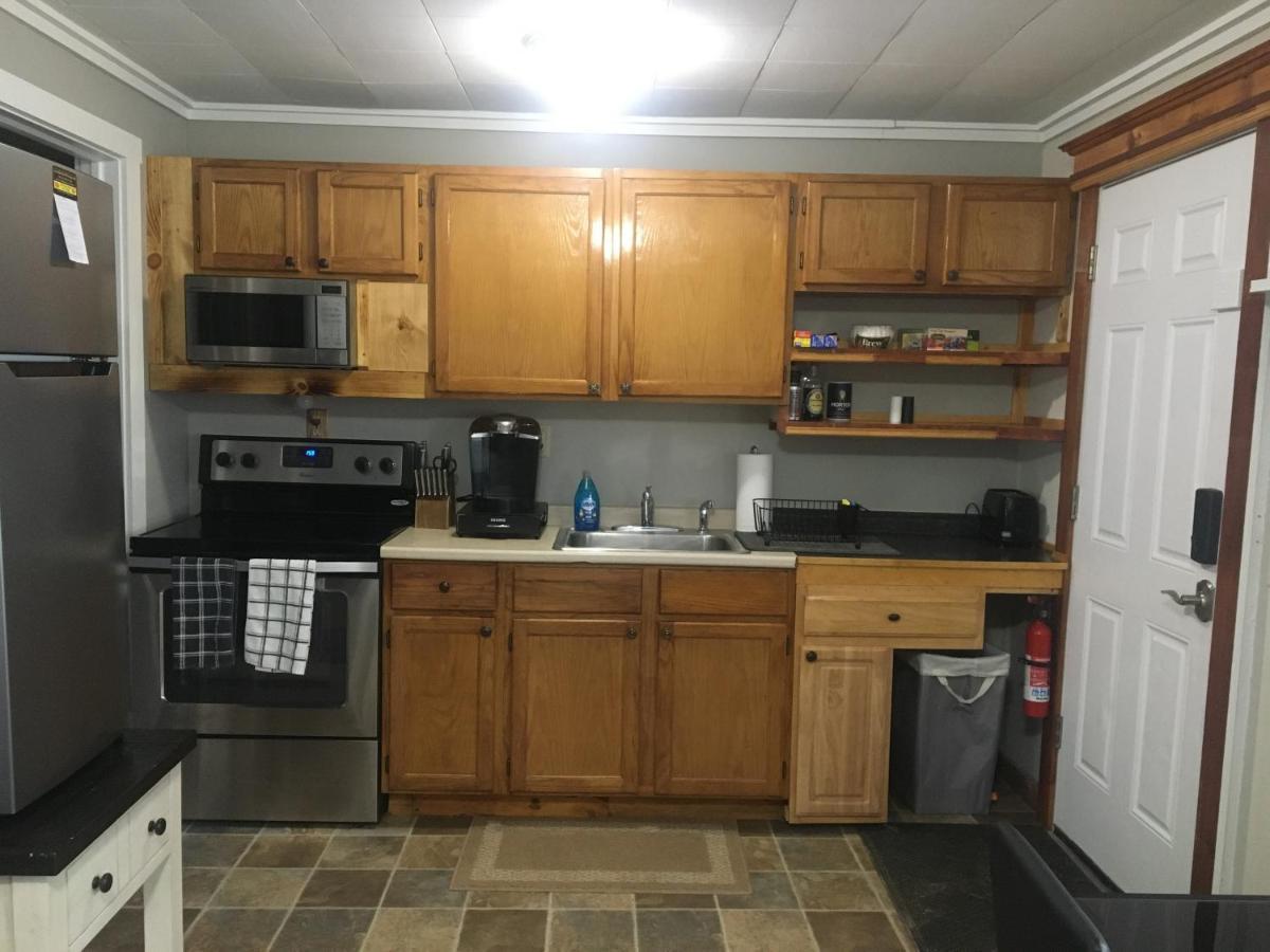 Just Like Being At Home- Newly Renovated Unit North Troy Eksteriør billede
